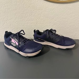 Altra Lone Peak 7s — size 8